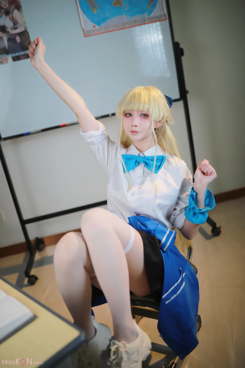 Coser@上杉绘梨落_ 蔚蓝档案 飞鸟马时 校服