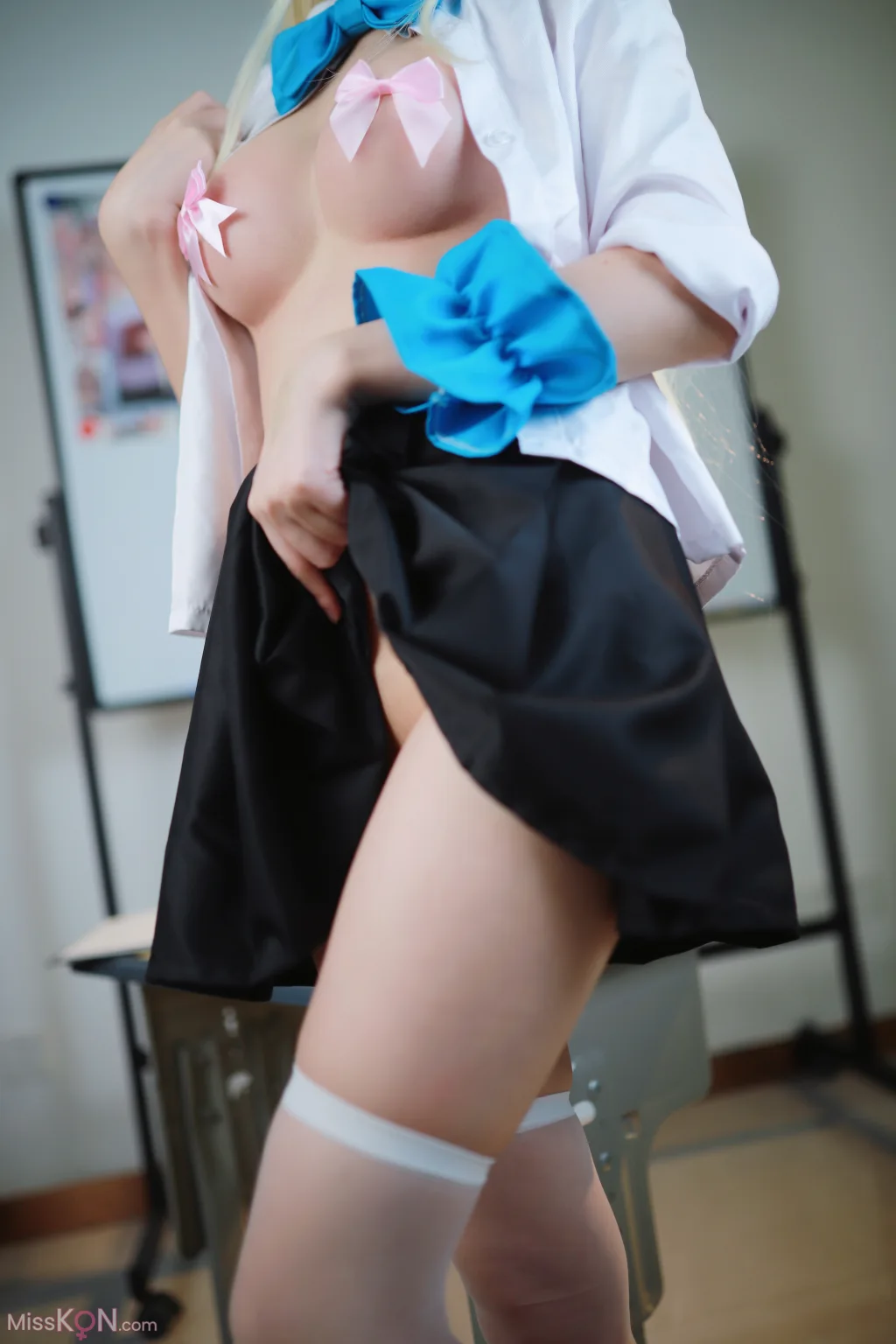 Coser@上杉绘梨落_ 蔚蓝档案 飞鸟马时 校服
