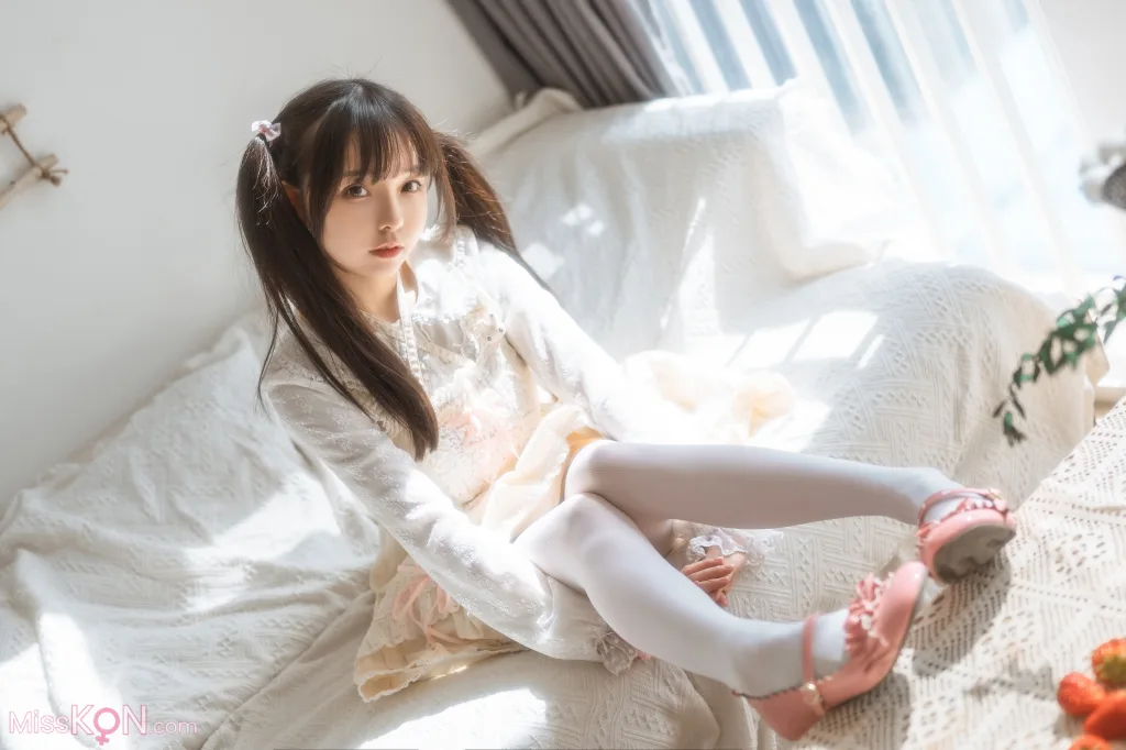 Coser@六味帝皇酱_ 小艺LOX洛丽塔