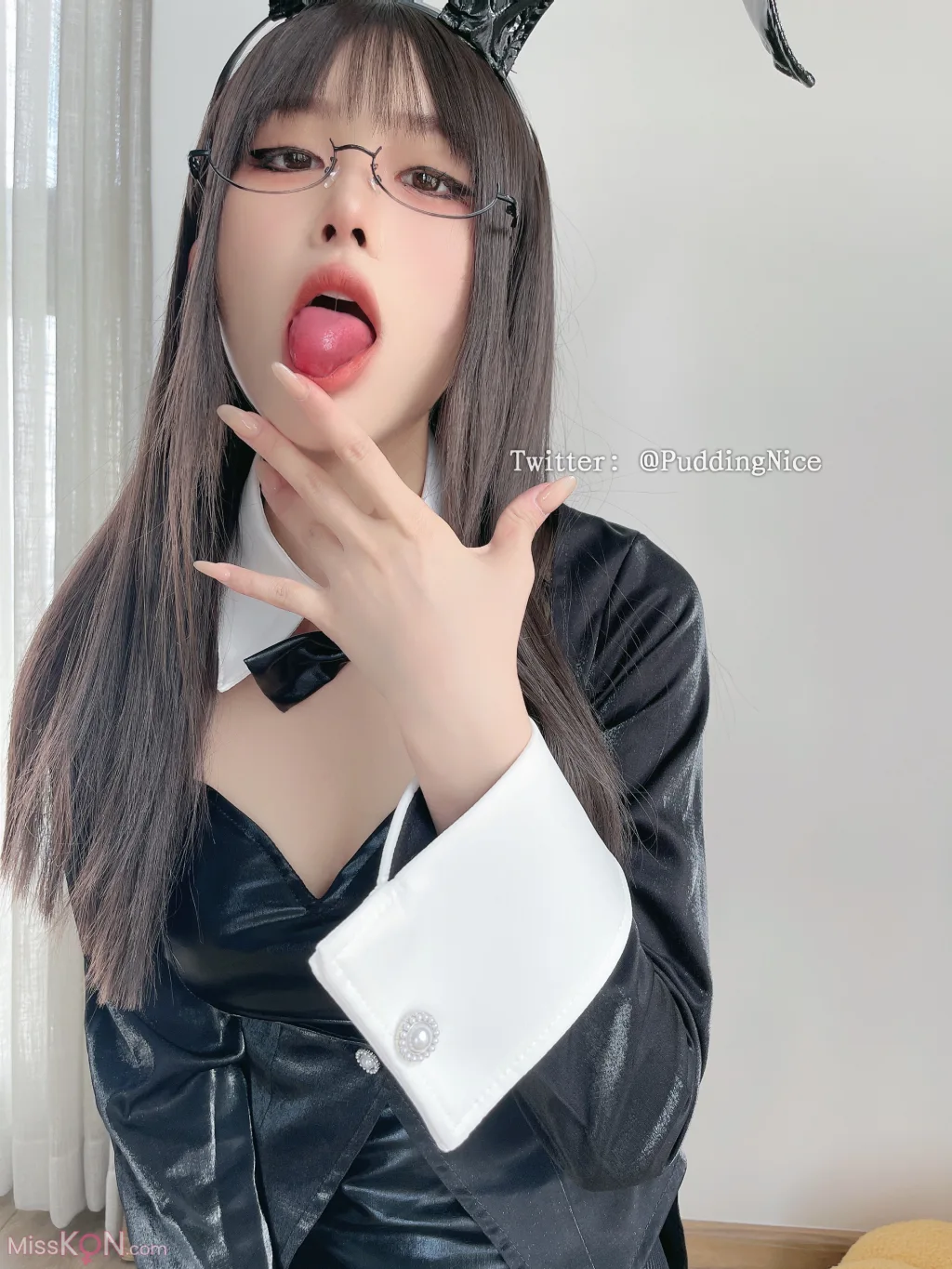 Coser@布丁大法 (Pudding Dafa)_ Cos兔兔女仆