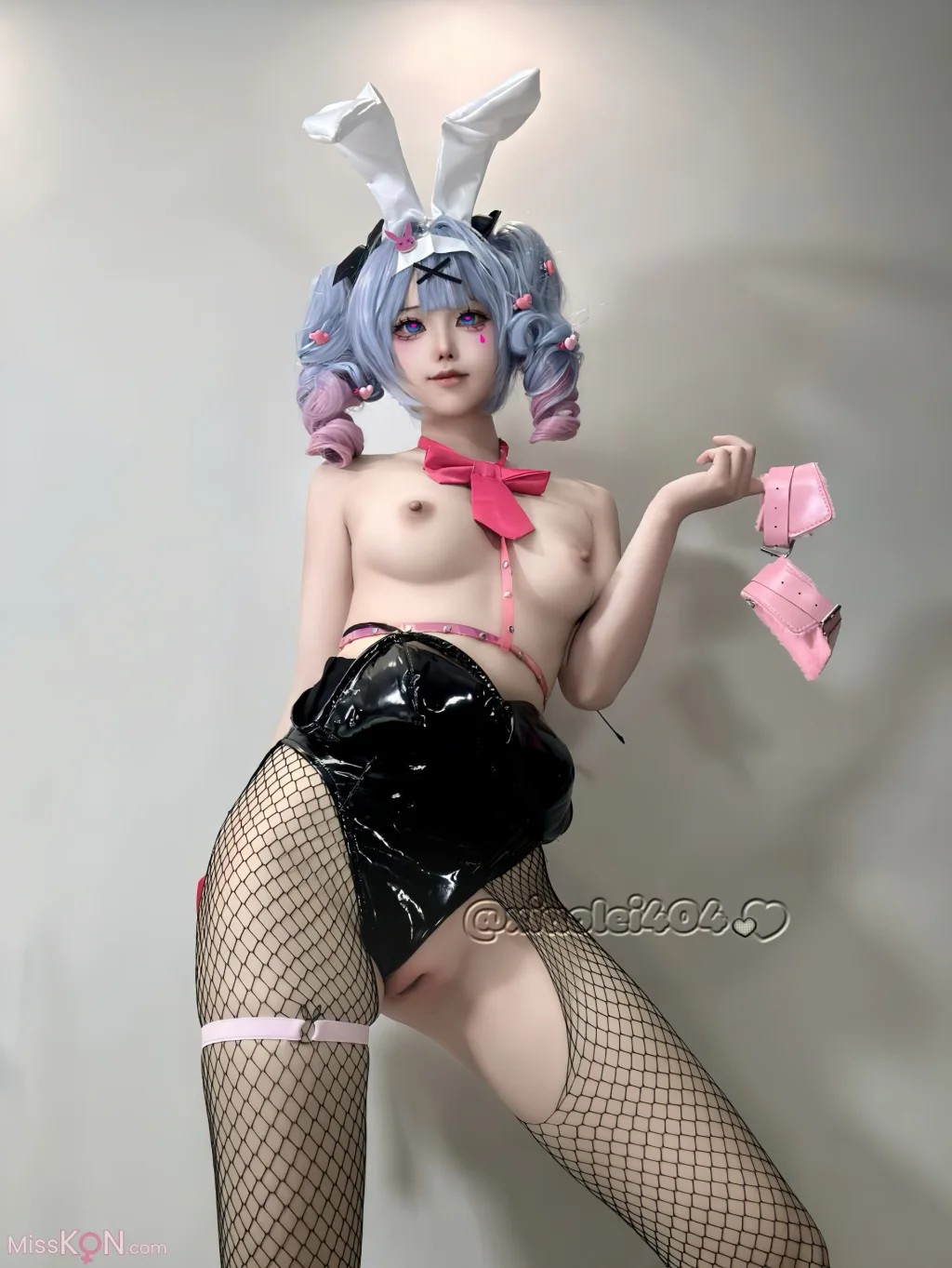 Coser@希尔薇_ 清纯颜值少女 裸舞自慰福利