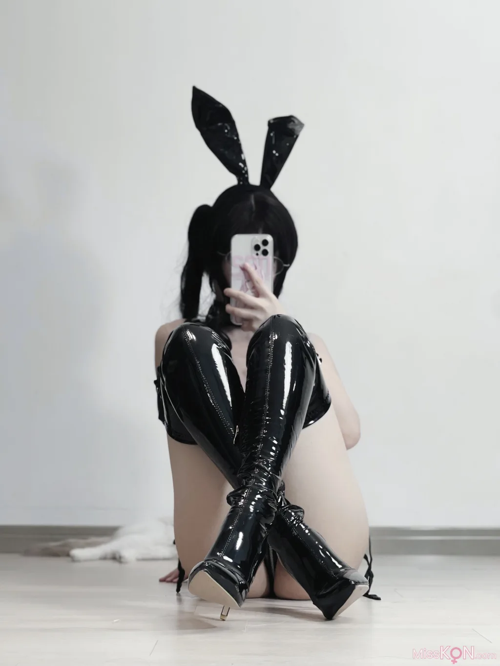 Coser@幼愛Youmeko_ 黑漆皮高跟兔女郎