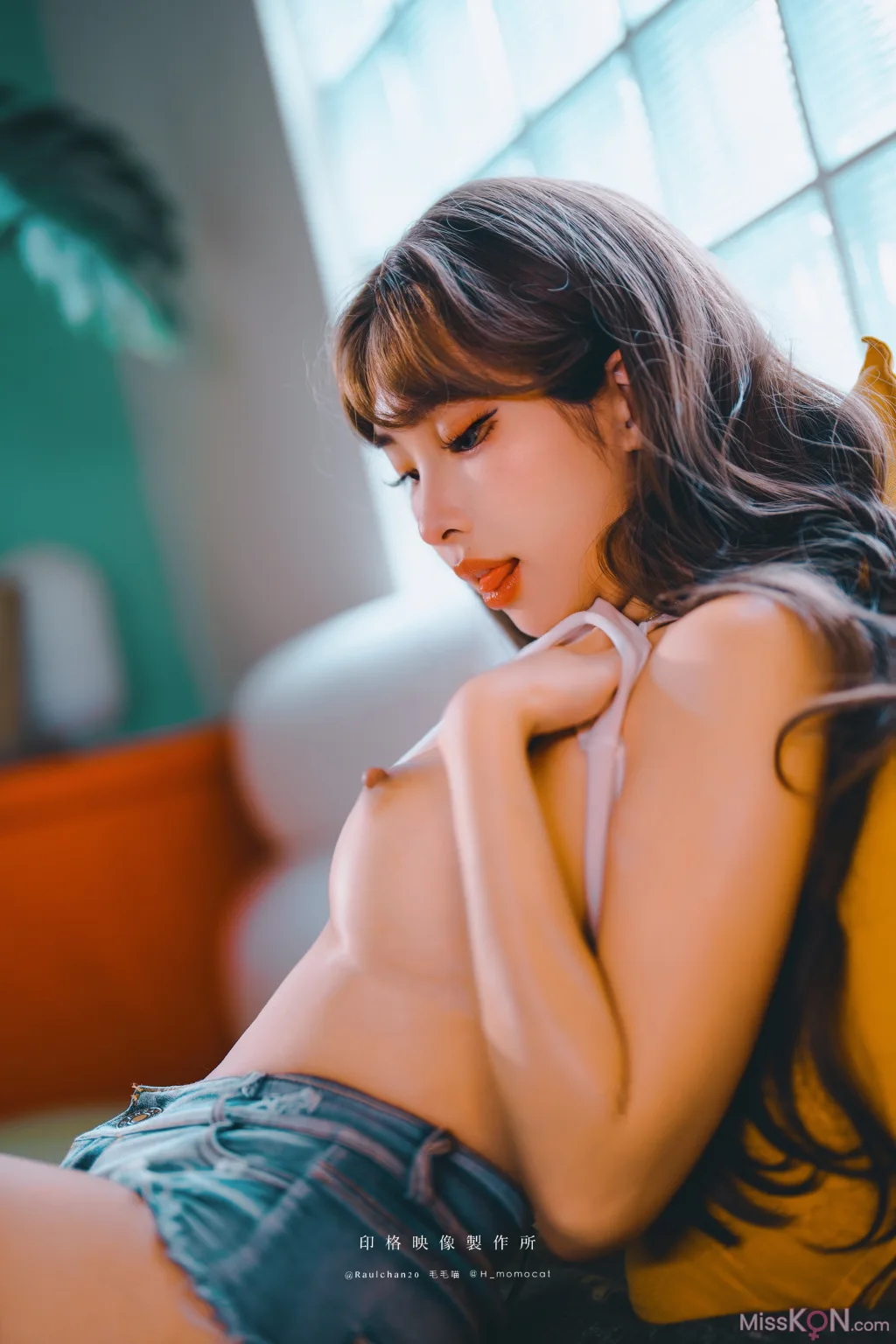 Coser@慕慕Momo_ 新婚後不斷誘惑我的妻子