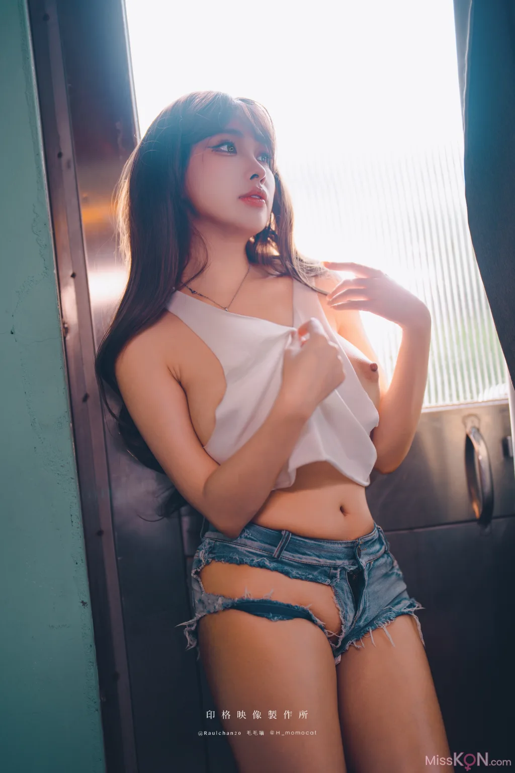 Coser@慕慕Momo_ 新婚後不斷誘惑我的妻子