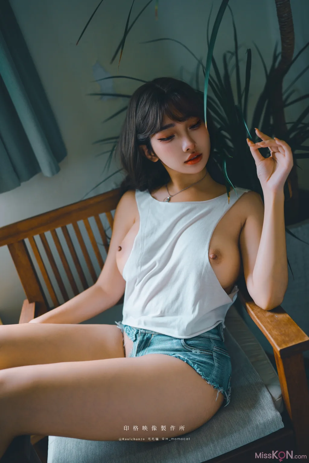 Coser@慕慕Momo_ 新婚後不斷誘惑我的妻子
