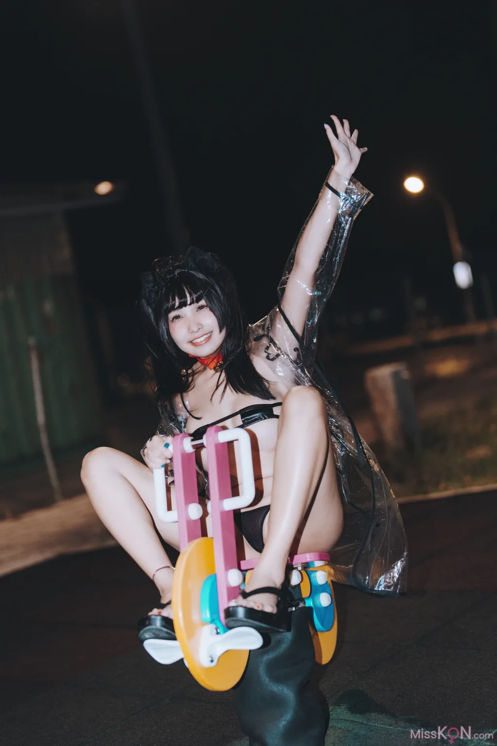 Coser@慕慕Momo_ 溜雨衣貓貓