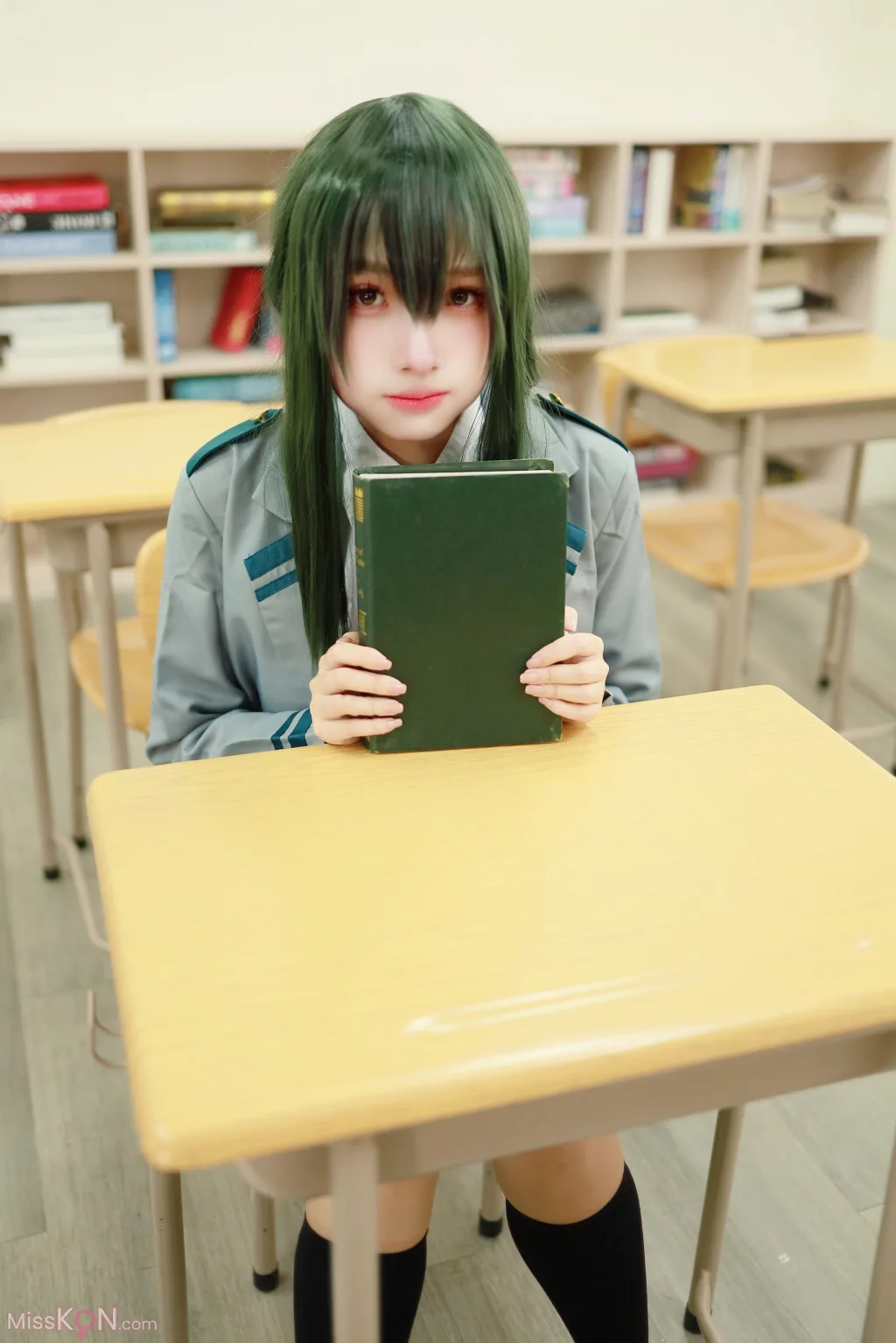 Coser@慕慕Momo_ 蛙吹梅雨 學生服 Asui Tsuyu
