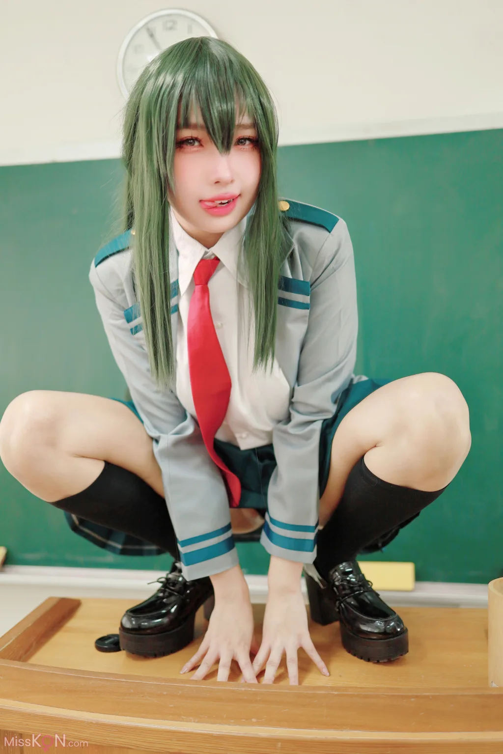 Coser@慕慕Momo_ 蛙吹梅雨 學生服 Asui Tsuyu