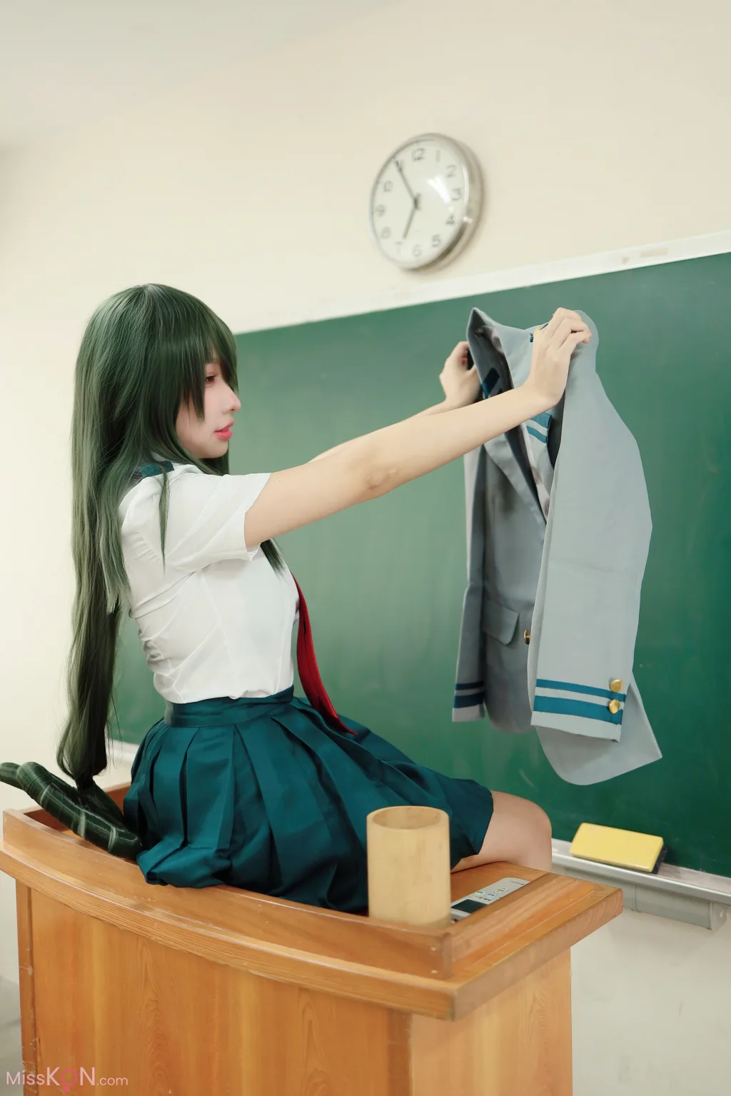 Coser@慕慕Momo_ 蛙吹梅雨 學生服 Asui Tsuyu