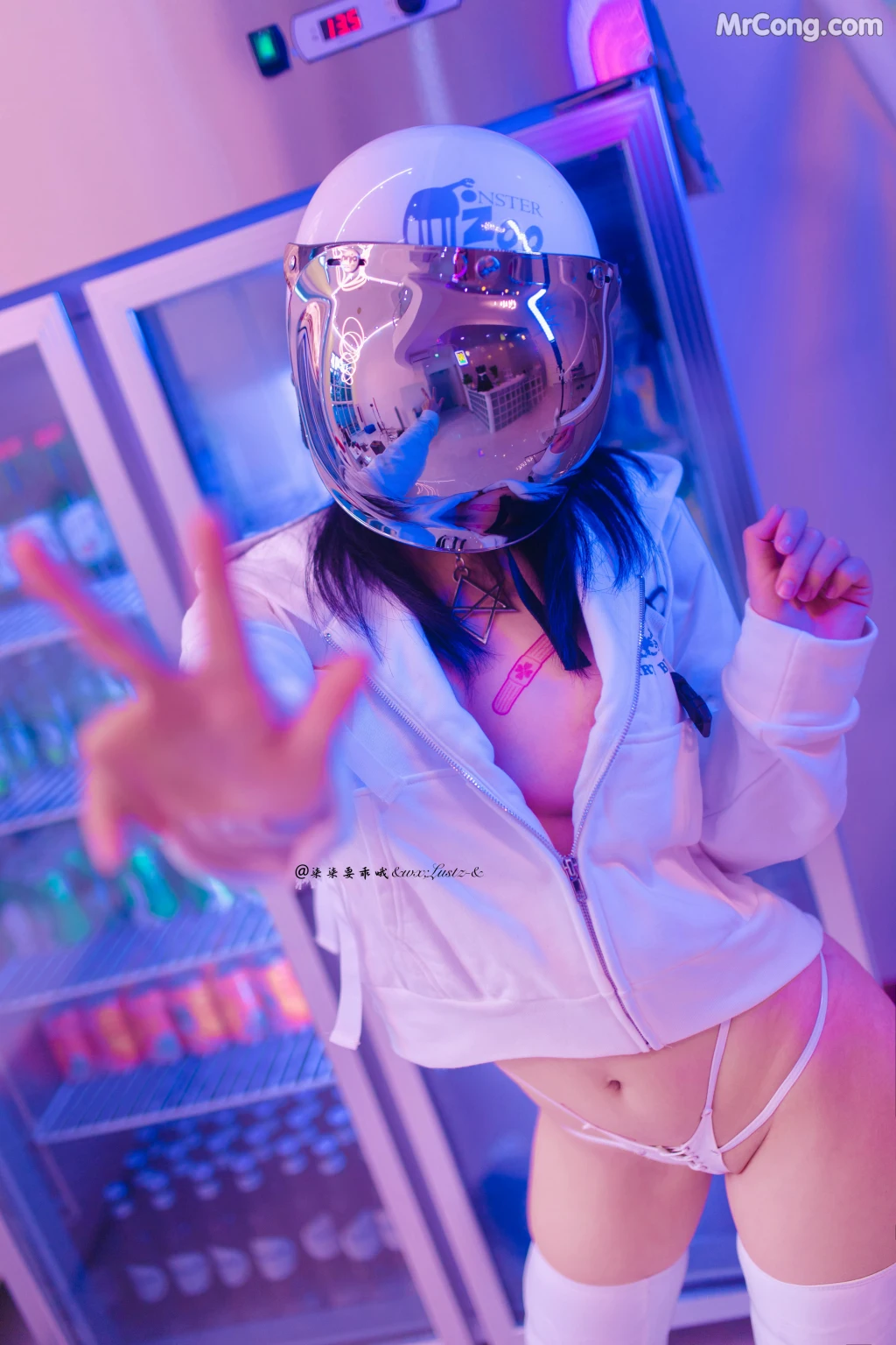 Coser@柒柒要乖哦 No.002_ 骑行少女