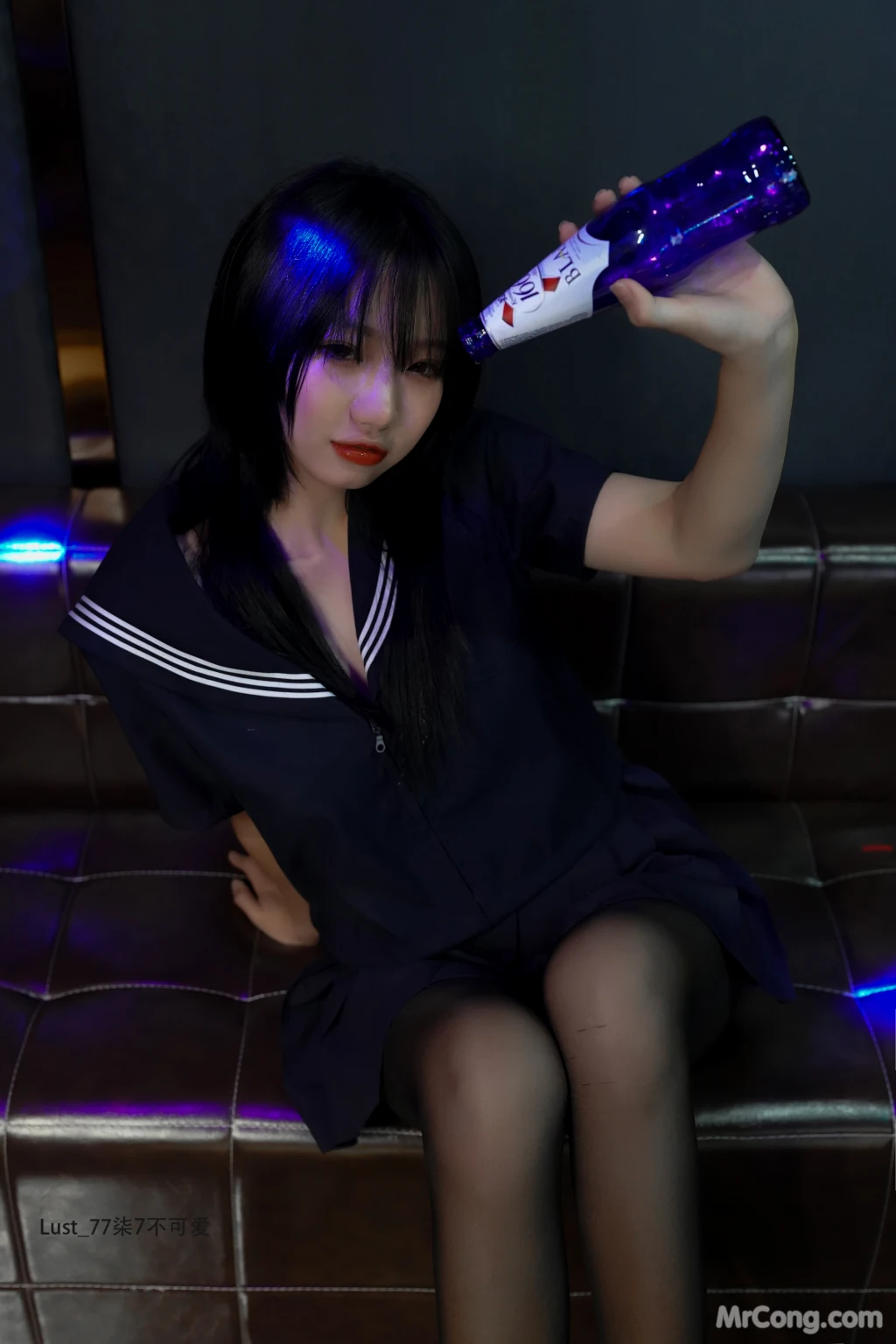 Coser@柒柒要乖哦_ 反差JK少女