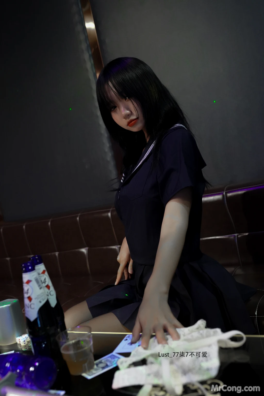 Coser@柒柒要乖哦_ 反差JK少女
