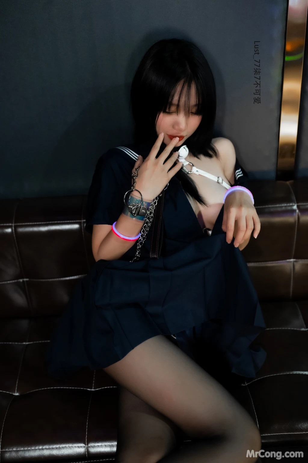 Coser@柒柒要乖哦_ 反差JK少女