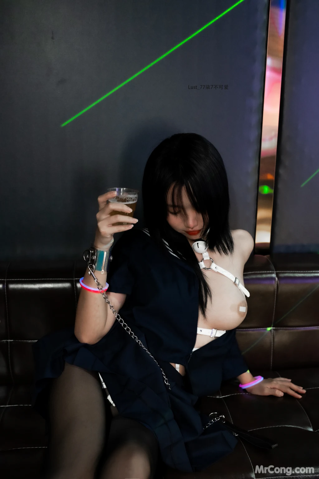 Coser@柒柒要乖哦_ 反差JK少女