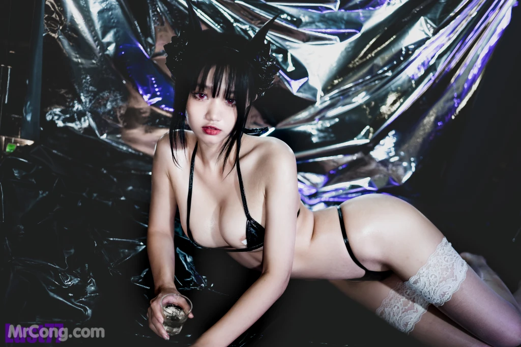 Coser@柒柒要乖哦_ 女仆の惩戒课