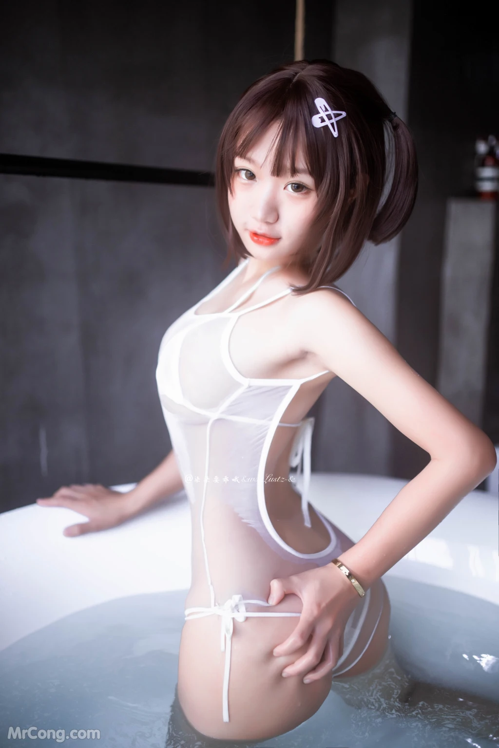 Coser@柒柒要乖哦_ 激凸死库水X白色Spa