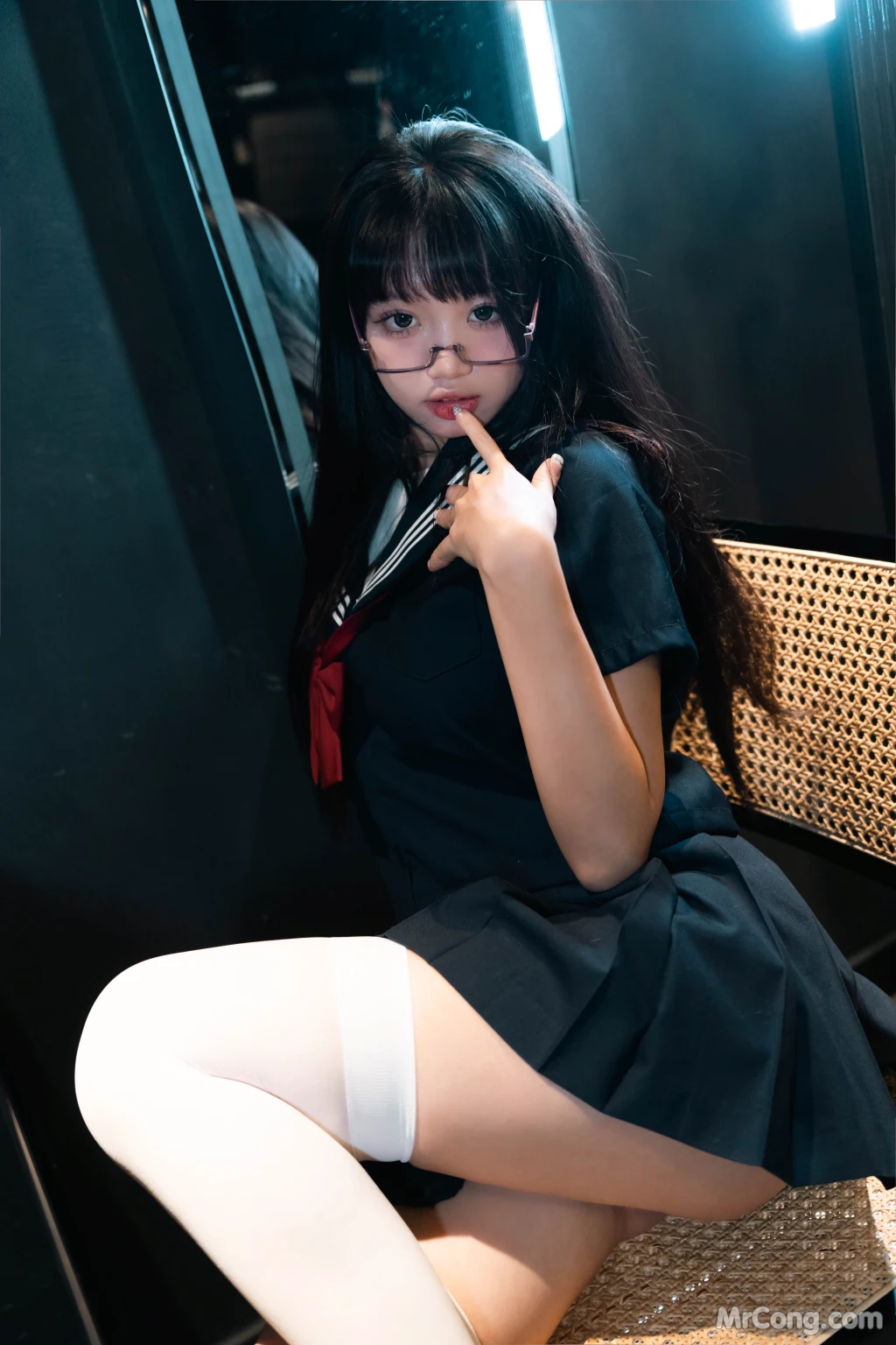 Coser@柒柒要乖哦_ 白丝死库水
