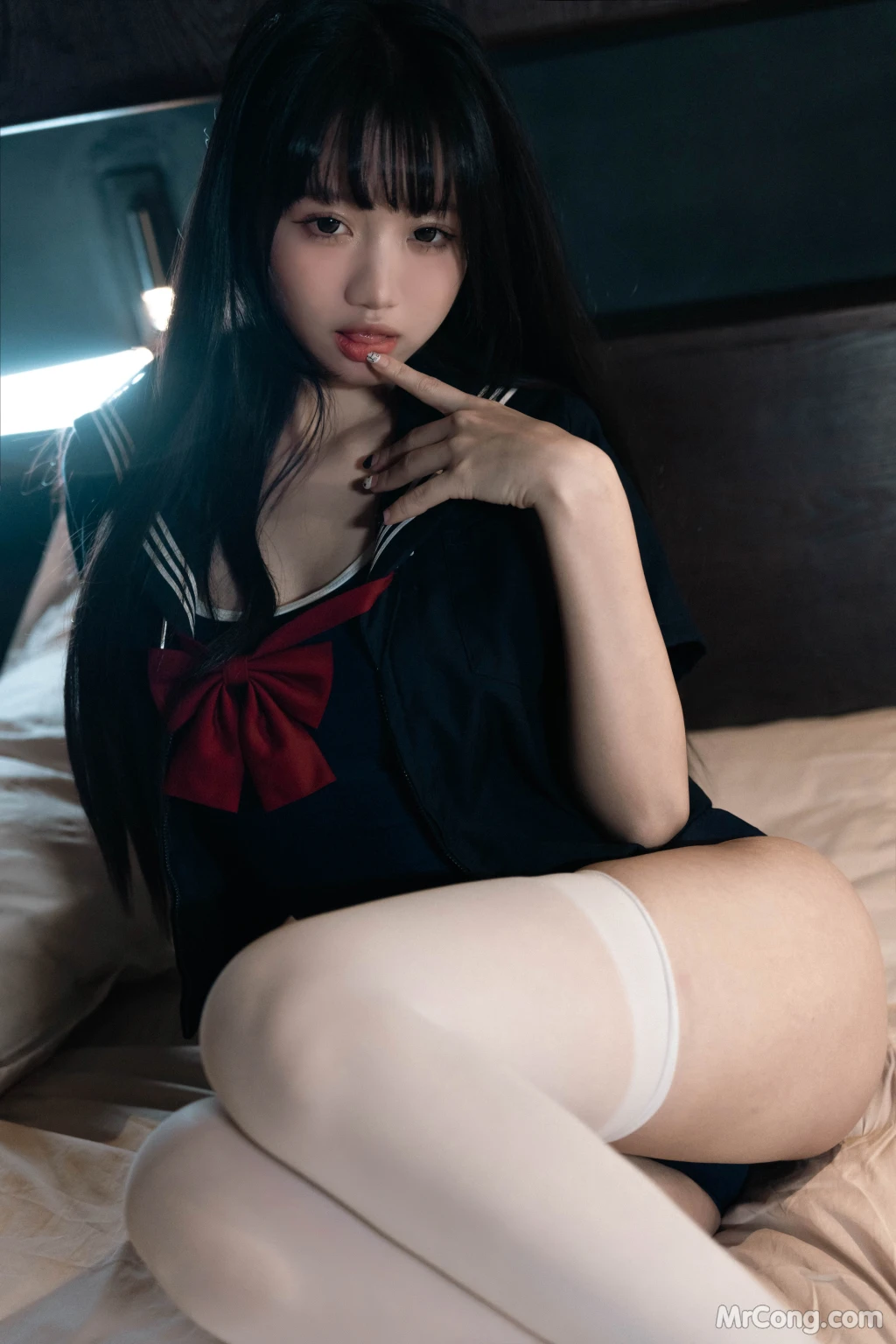 Coser@柒柒要乖哦_ 白丝死库水