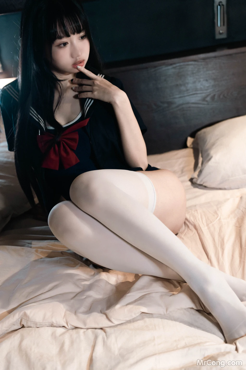 Coser@柒柒要乖哦_ 白丝死库水