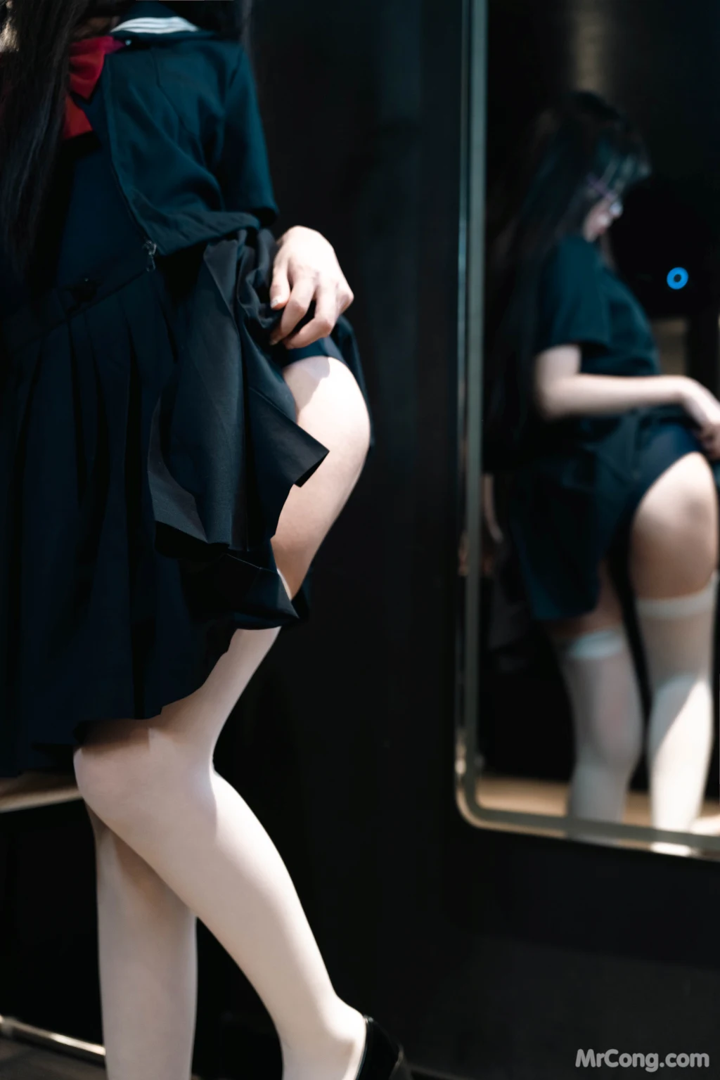 Coser@柒柒要乖哦_ 白丝死库水