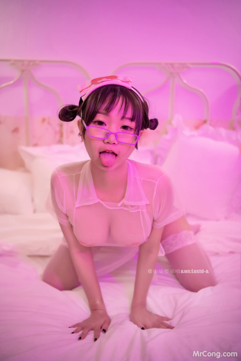 Coser@柒柒要乖哦_ 粉红护士