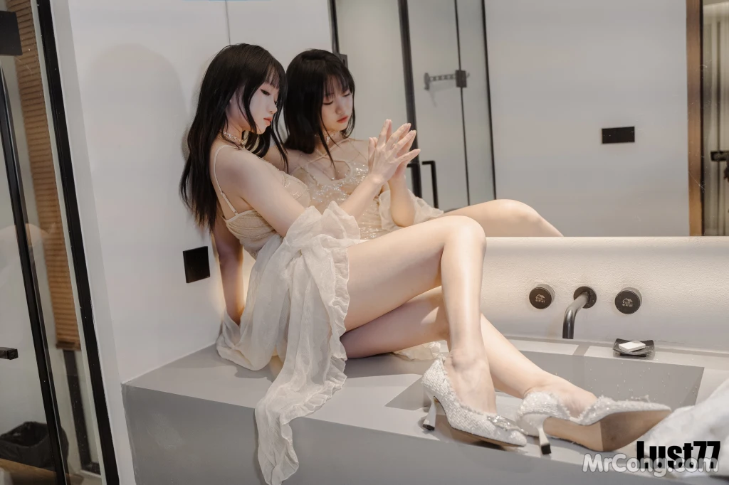 Coser@柒柒要乖哦_ 纸醉金迷