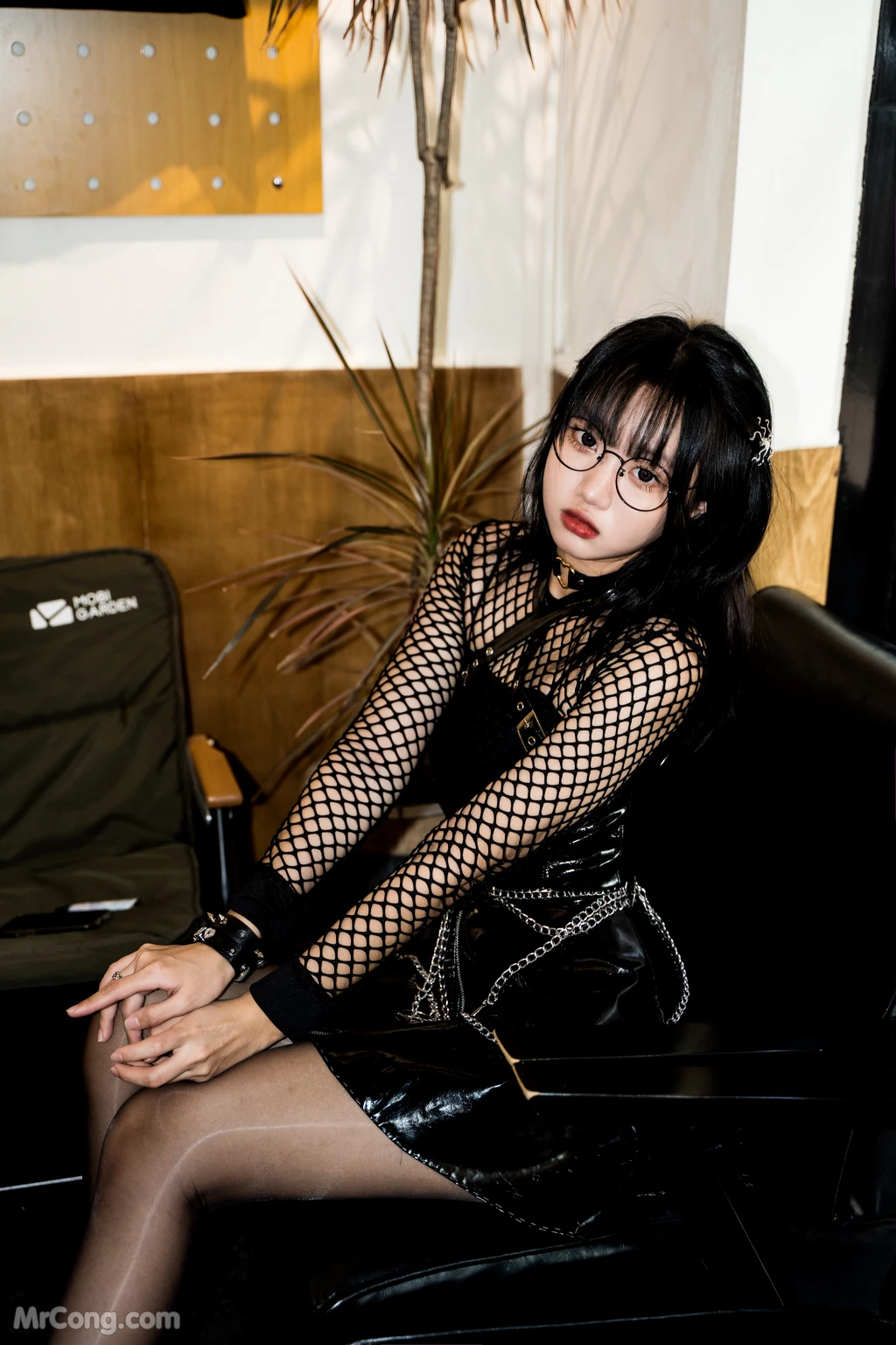 Coser@柒柒要乖哦_ 黑皮裙