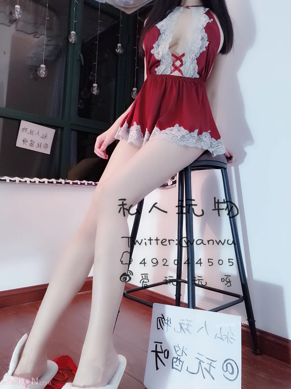 Coser@私人玩物_ 性感酒红情趣吊带露胸睡裙 13 Coser@私人玩物_ 性感酒红情趣吊带露胸睡裙