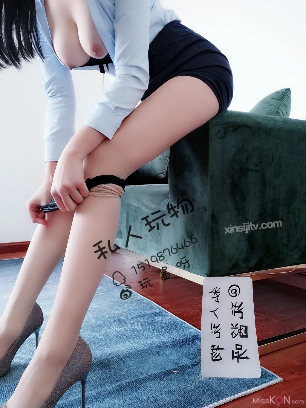 Coser@私人玩物_ 熟透蜜桃腿控 17 Coser@私人玩物_ 熟透蜜桃腿控