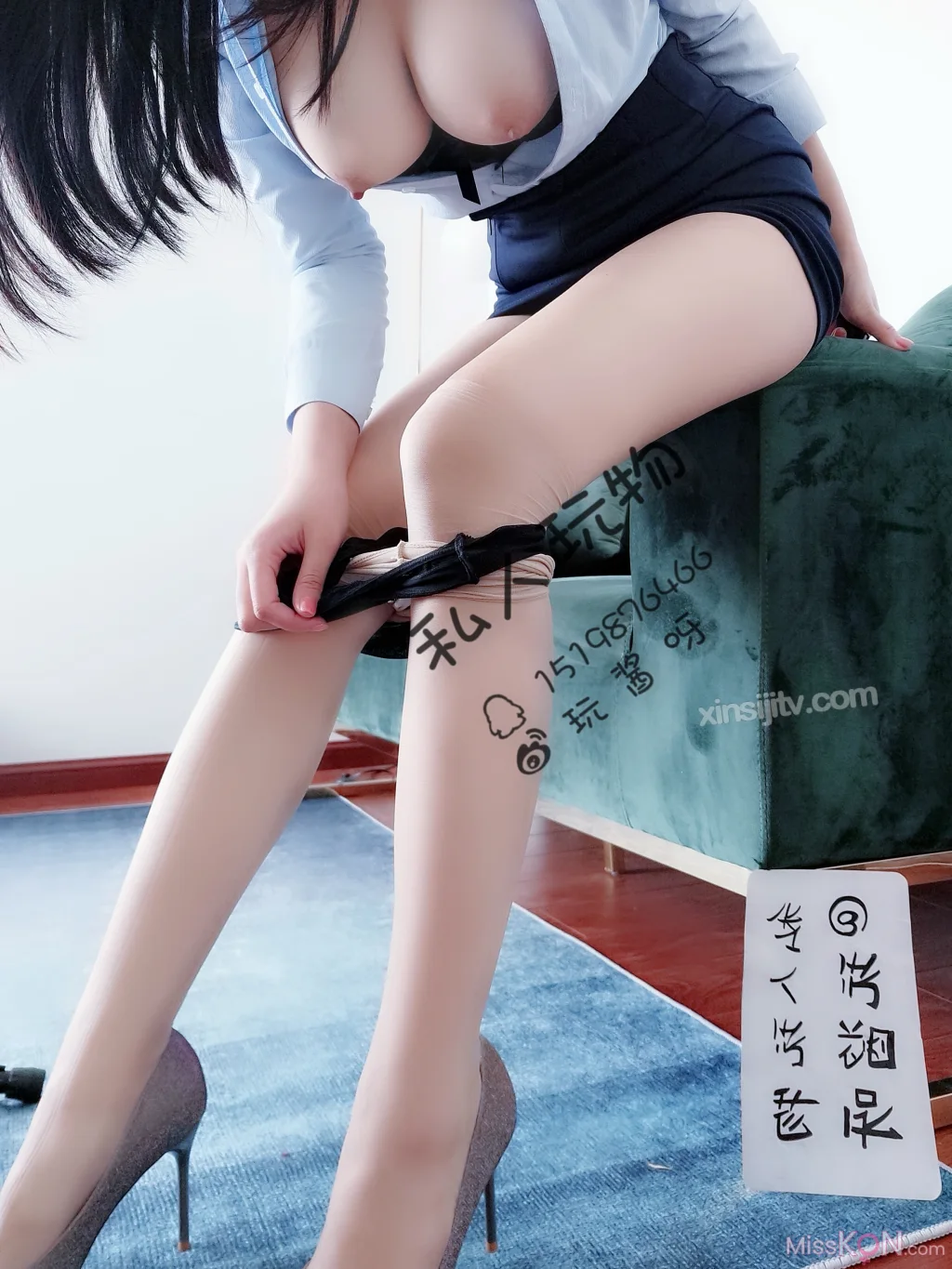 Coser@私人玩物_ 熟透蜜桃腿控 1 Coser@私人玩物_ 熟透蜜桃腿控