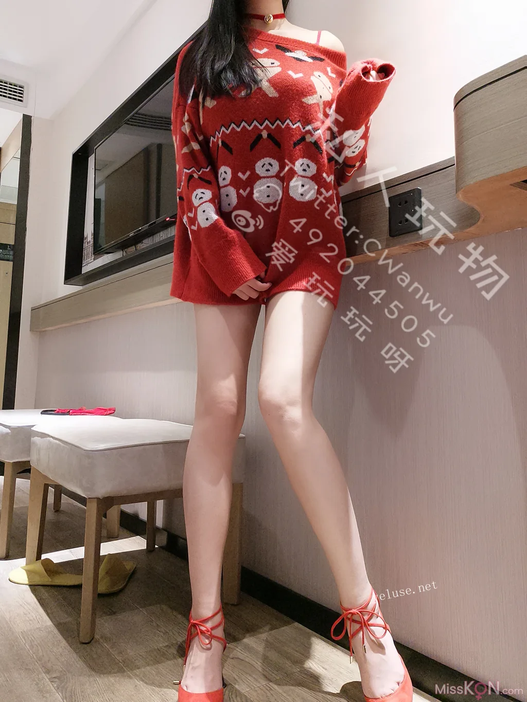 Coser@私人玩物_ 爆乳红色情趣内衣 13 Coser@私人玩物_ 爆乳红色情趣内衣
