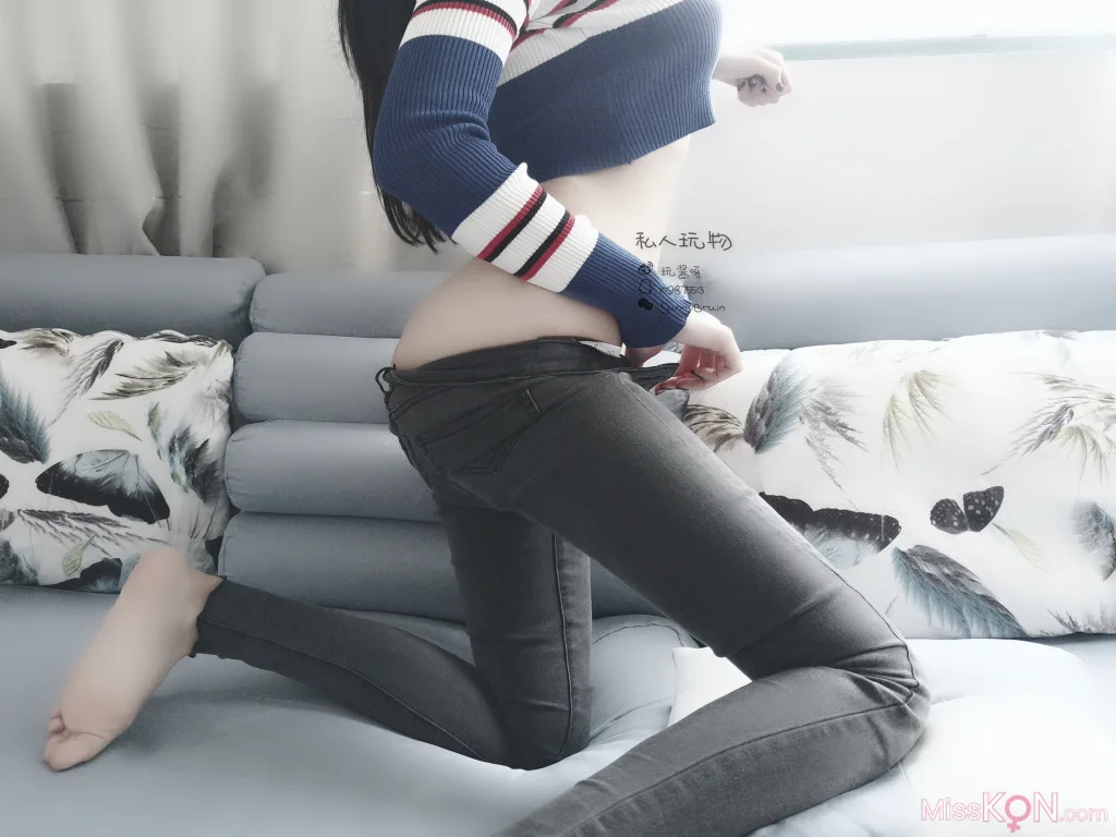 Coser@私人玩物_ 领家小姐姐的蜜桃臀 12 Coser@私人玩物_ 领家小姐姐的蜜桃臀