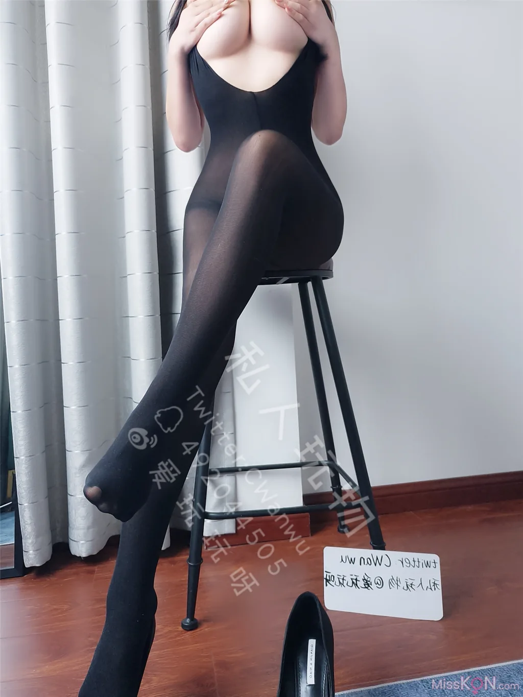 Coser@私人玩物_ 黑丝吊带 15 Coser@私人玩物_ 黑丝吊带