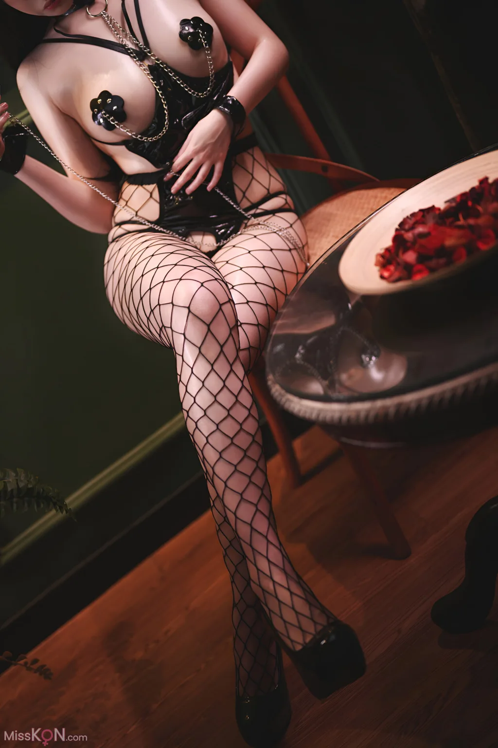 Coser@雪晴Astra_ 铆钉乳贴