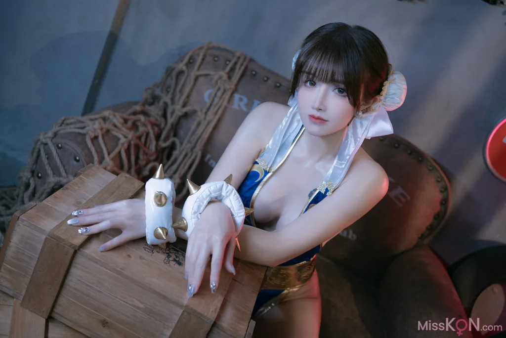 Coser@鹿八岁_ 春丽的格斗辅导
