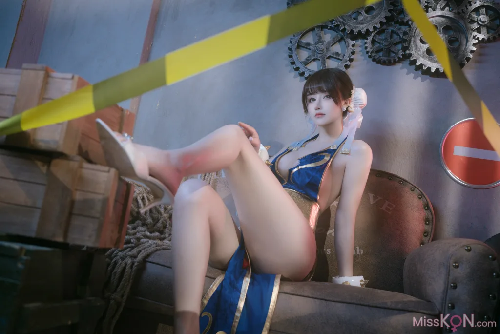 Coser@鹿八岁_ 春丽的格斗辅导