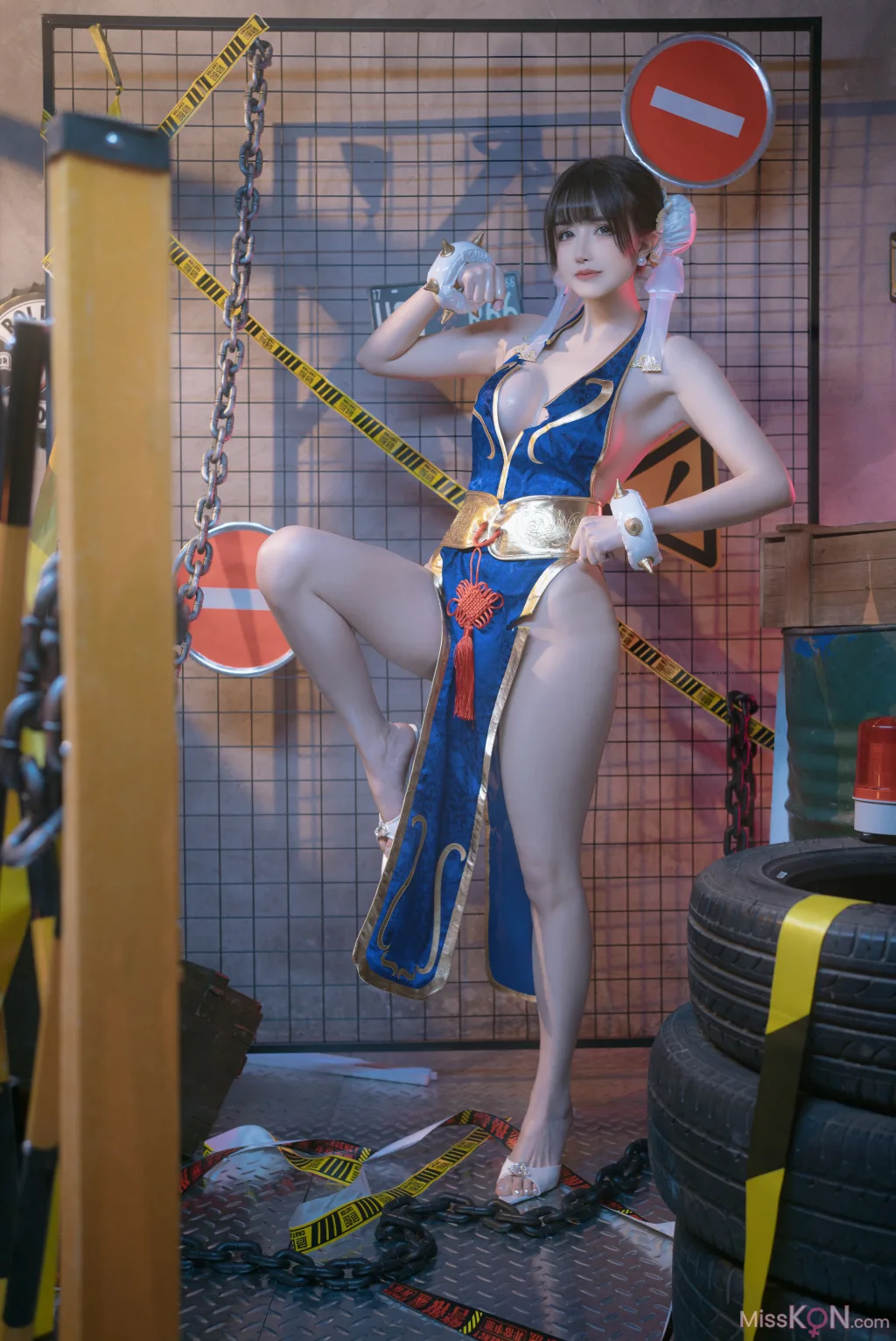 Coser@鹿八岁_ 春丽的格斗辅导