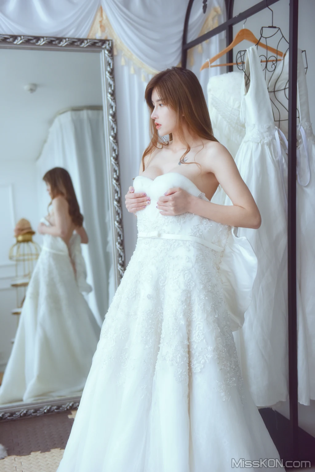 Coser@鹿八岁_ 白色婚纱