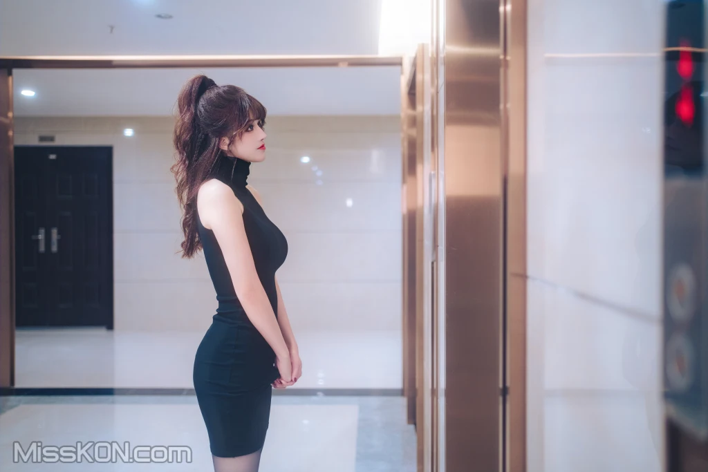 Coser@鹿八岁_ 网贷少女救赎(牧化）