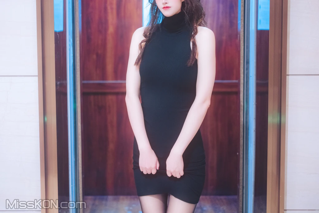 Coser@鹿八岁_ 网贷少女救赎(牧化）