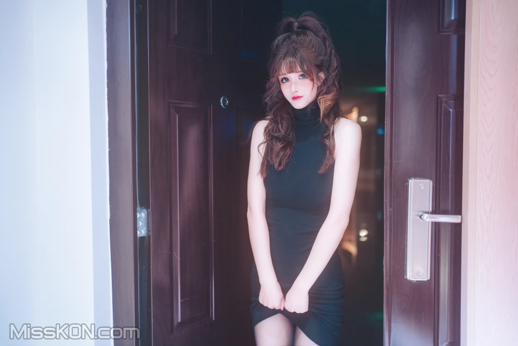 Coser@鹿八岁_ 网贷少女救赎(牧化）