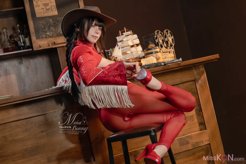 Coser@黏黏团子兔_ 06月作品『西部逆兔女郎』Thirsty