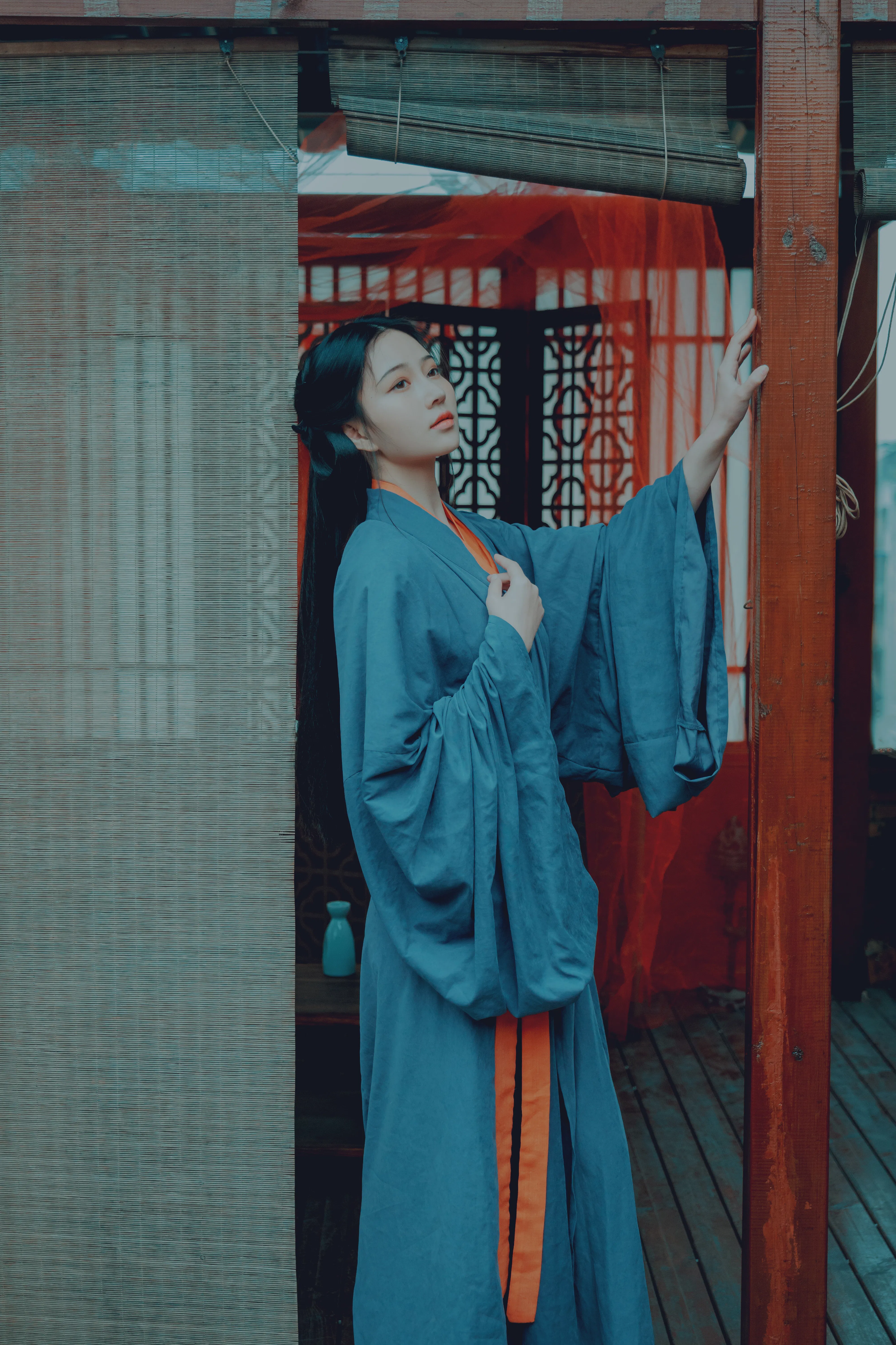 [Cosplay] 年年 - 汉宫春月