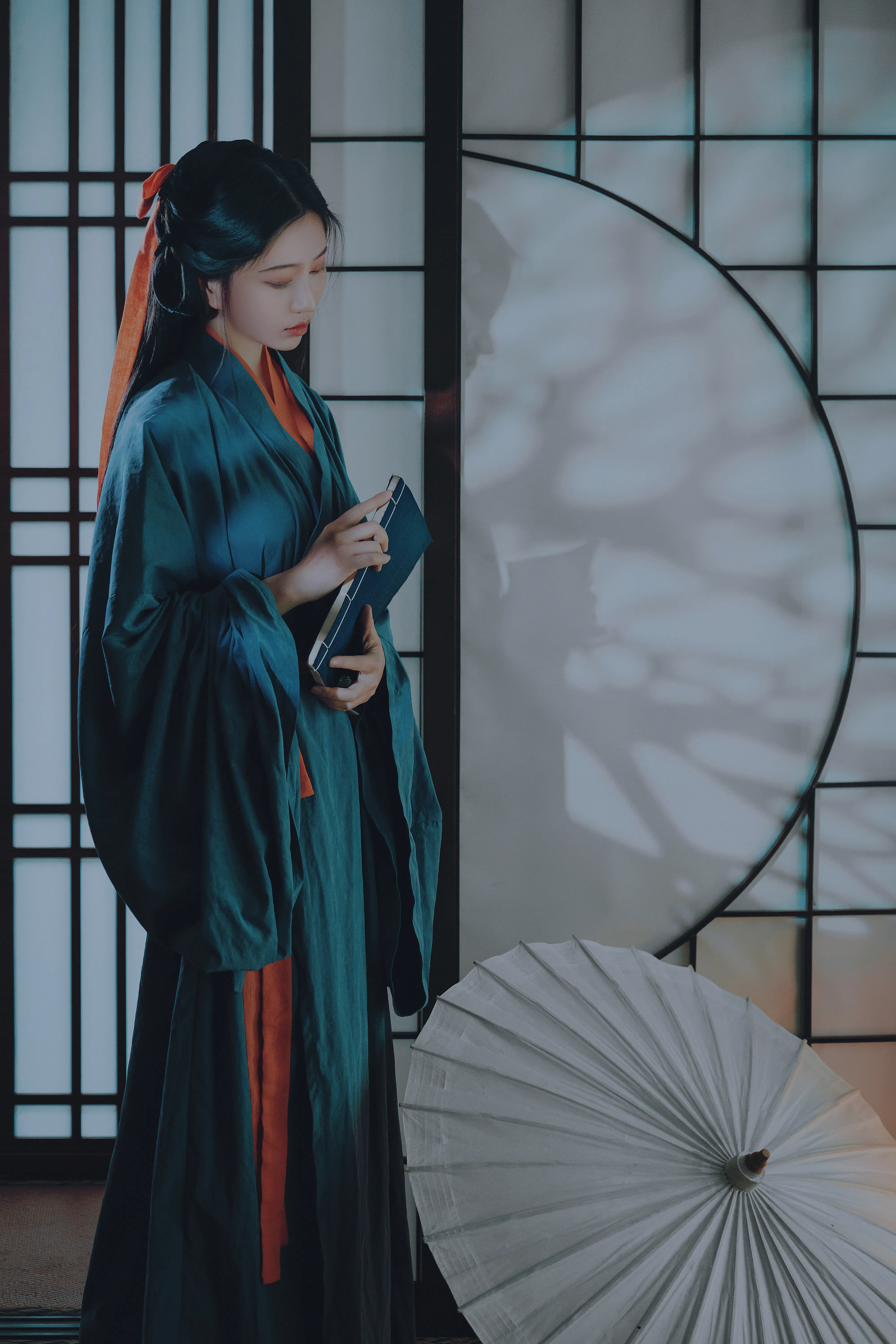 [Cosplay] 年年 - 汉宫春月
