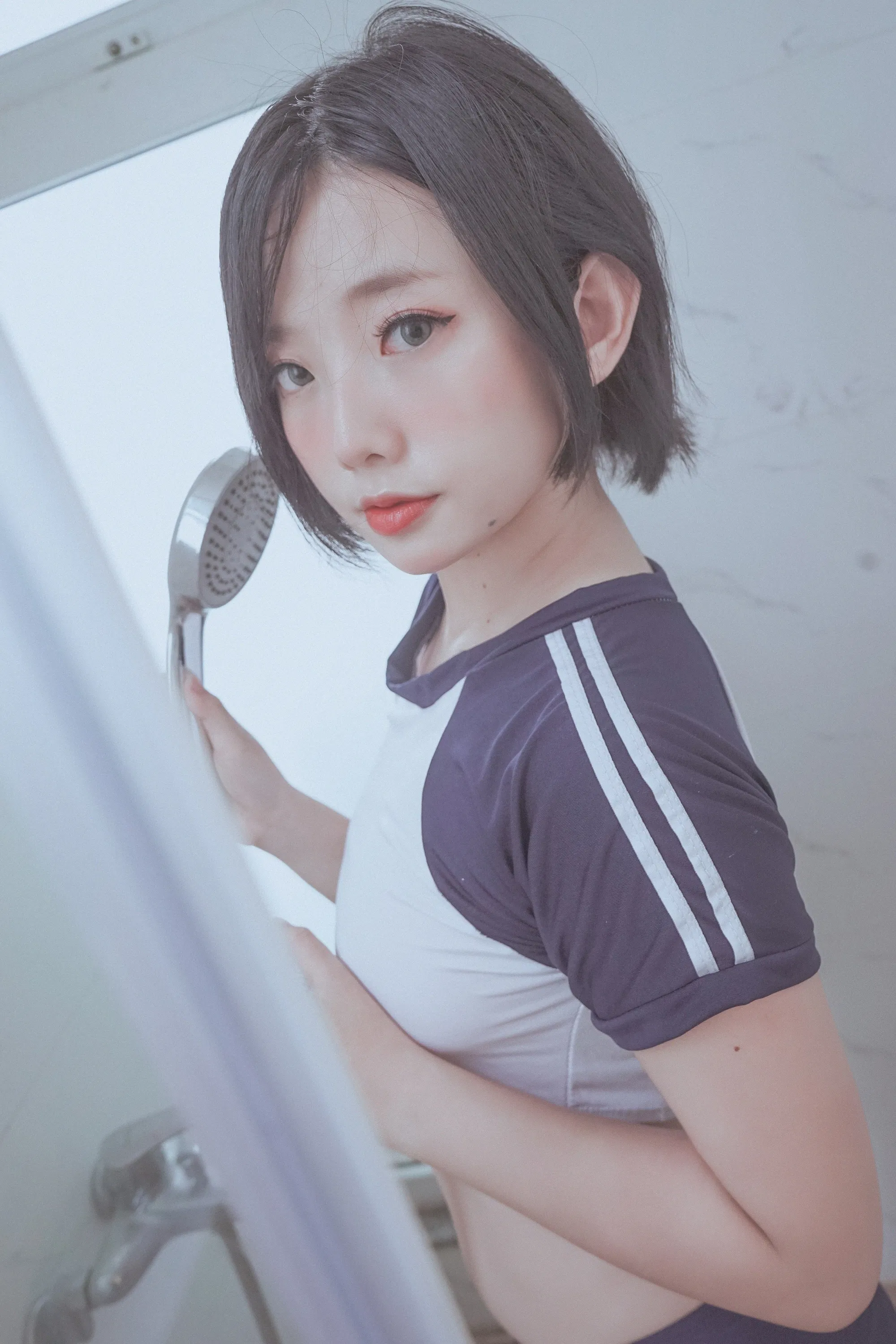 [Cosplay] Messie Huang - Bathing