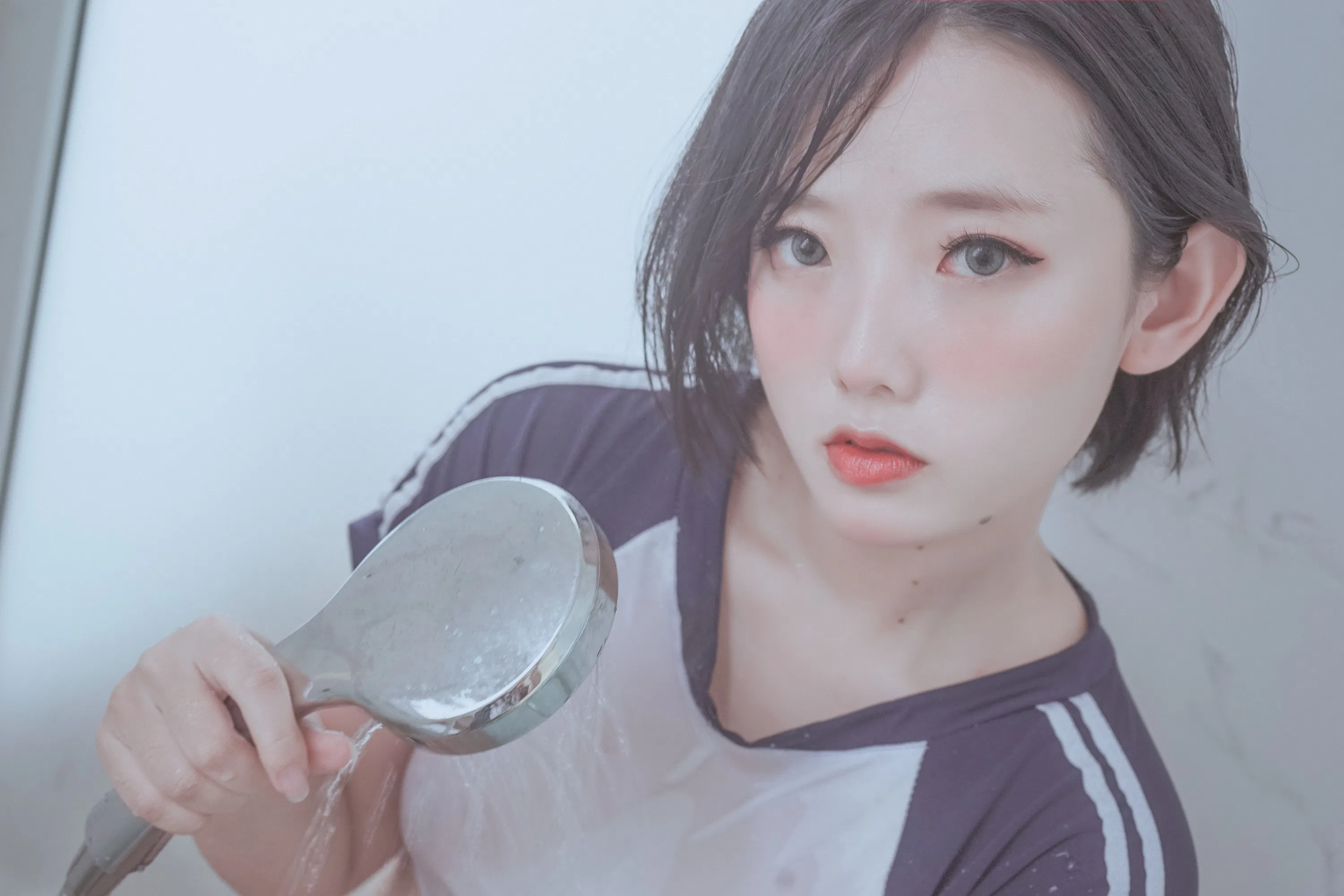 [Cosplay] Messie Huang - Bathing