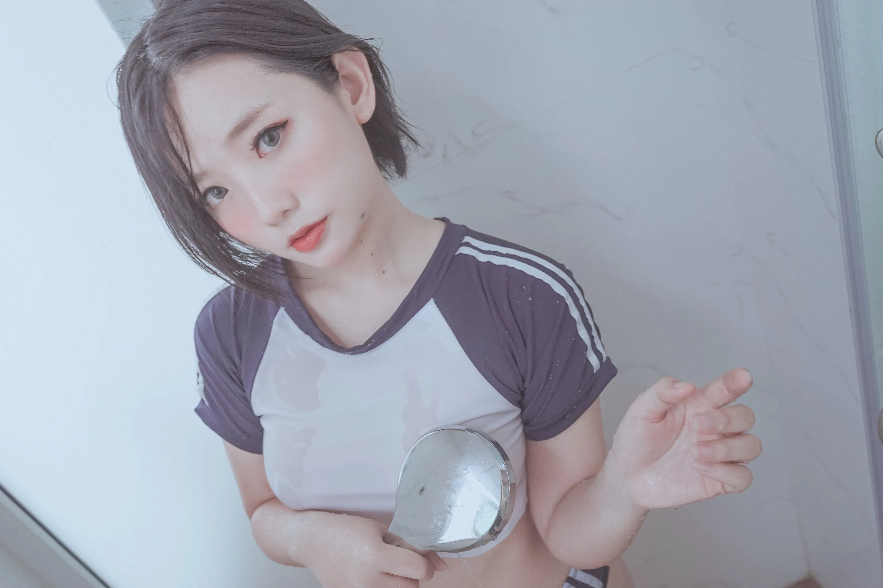 [Cosplay] Messie Huang - Bathing