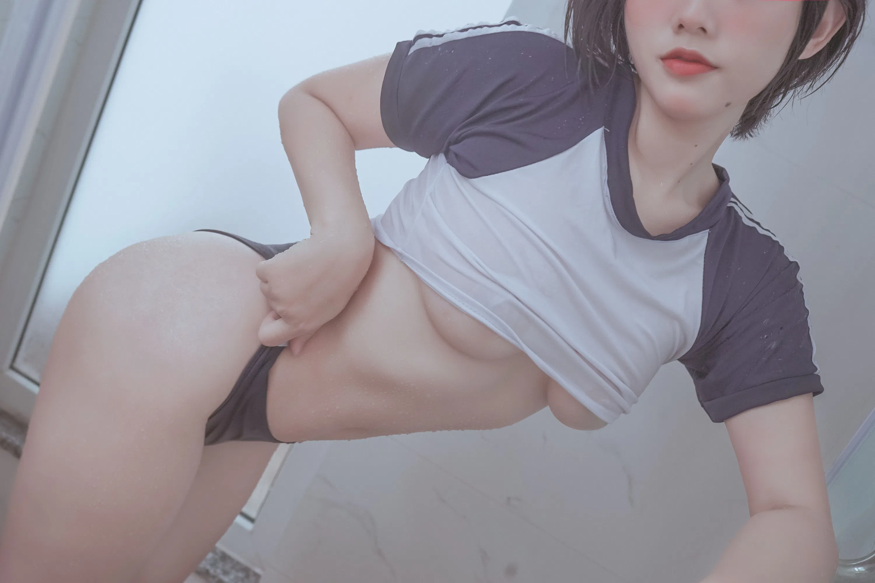 [Cosplay] Messie Huang - Bathing