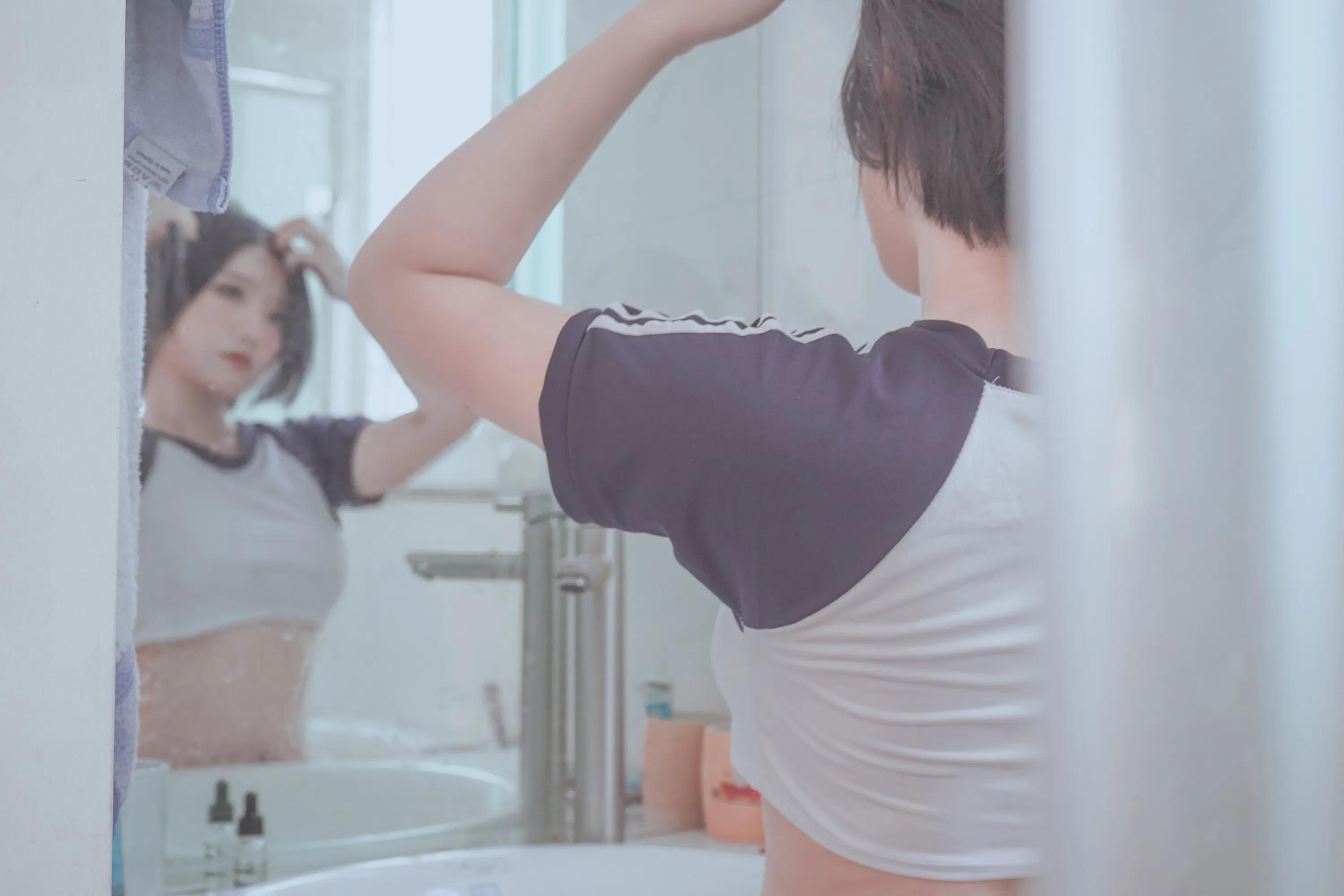 [Cosplay] Messie Huang - Bathing