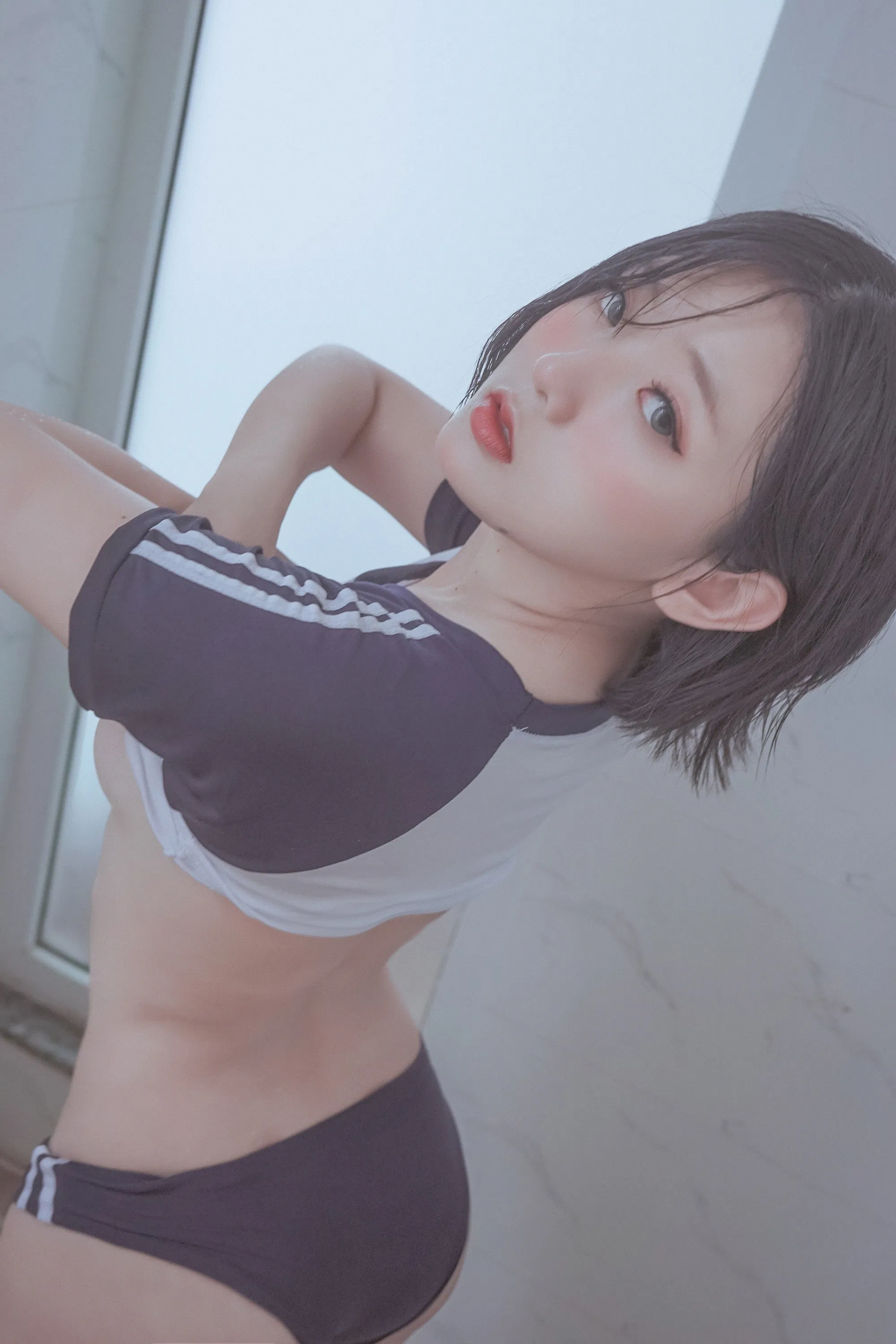 [Cosplay] Messie Huang - Bathing